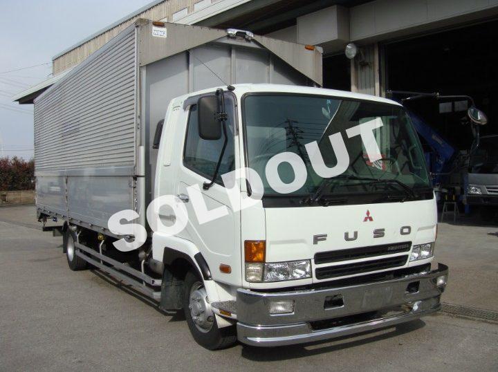 三菱ふそうアルミウイング車