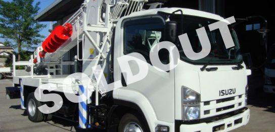 タダノ穴掘建柱車DT720