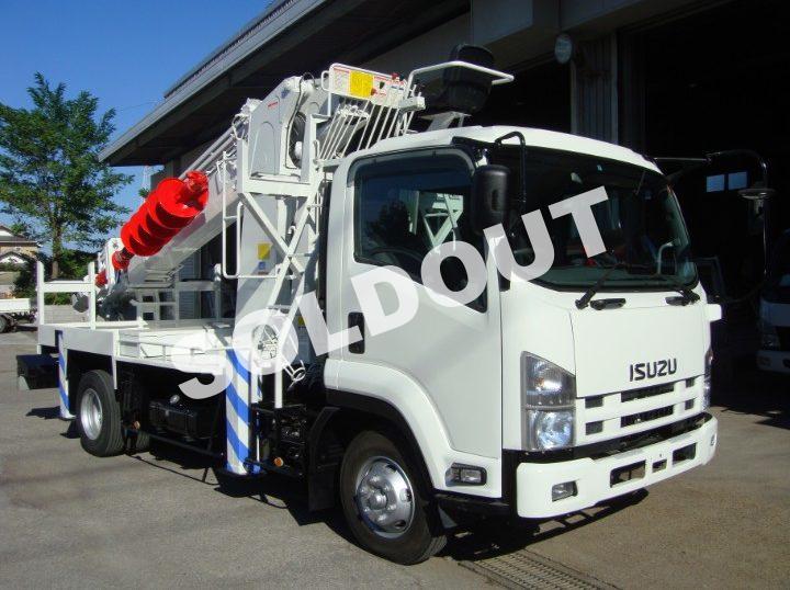 タダノ穴掘建柱車DT720