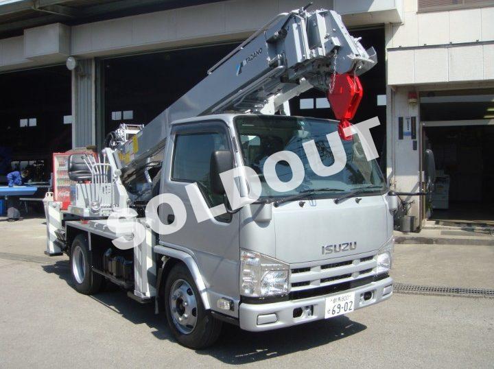 タダノ穴掘建柱車DT620