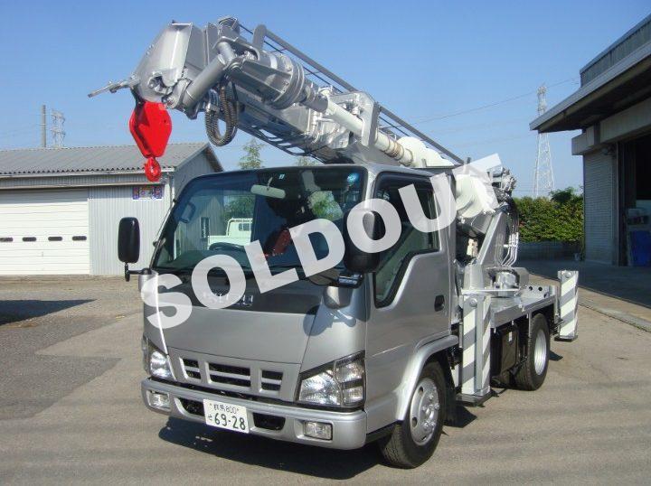 タダノ穴掘建柱車DT620