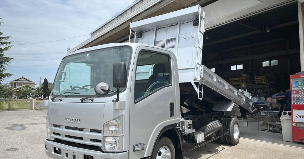 4WDダンプ中古No55 ワイドロングダンプ4WD! 平成23年 いすゞエルフ4WDダンプ
